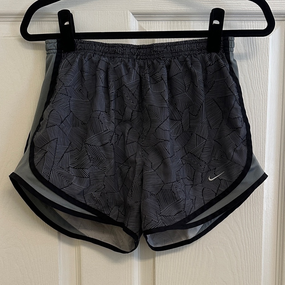 Nike Women's Geometric Black Dri-Fit Running Shorts